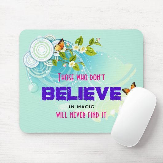 Schmetterlinge und Blüten der Blume mit magischem  Mousepad (Mit Mouse)