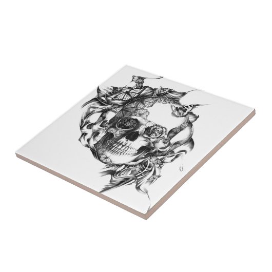 Schmetterlings-Rosen-Schädel von der Fliese (Seite)