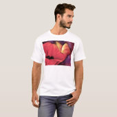 Schmetterlings-rote Mohnblumen-Kunst-Blumenmalerei T-Shirt (Vorne ganz)