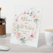 Schmetterlingsberatung und Brunnenunterschrift Sockelschild (In SItu)