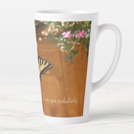 Schmetterlingsfotos und Blume Milchtasse (Rechts)