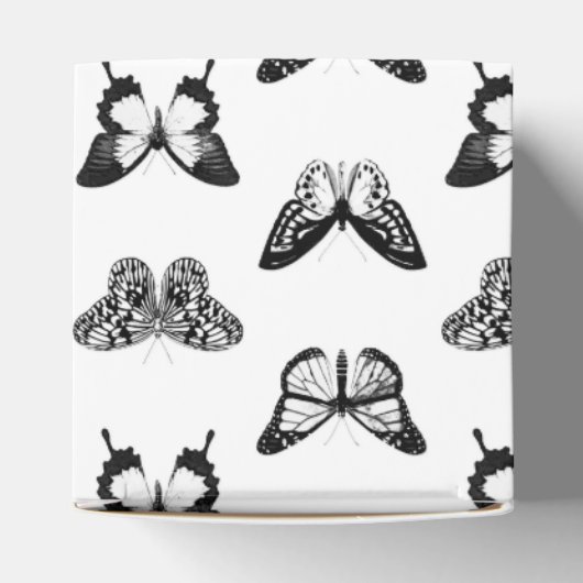 Schmetterlingskizze, schwarz-weiß geschenkschachtel (Oben)
