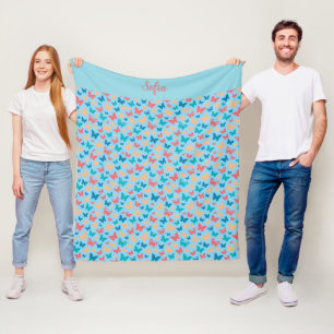 Schmetterlingsmuster Türkis lila blauer Name Fleecedecke