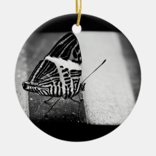 Schmetterlingsüberquerung Keramikornament