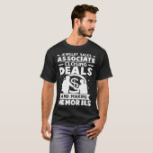 Schmuckhändler schließen Geschäfte, die sich einpr T-Shirt (Vorne ganz)