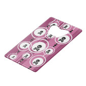 Schmutz-Hintergrund Kreditkartenflaschenöffner (Rückseite Schrägansicht)