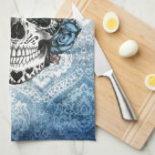 Schmutz-Süßigkeitszuckerschädel in blauem Gelbem Handtuch (Viertel Falte)