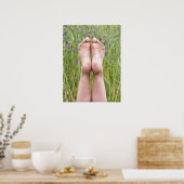 schmutzige Barfuß in Wildblumen Poster (Küche)