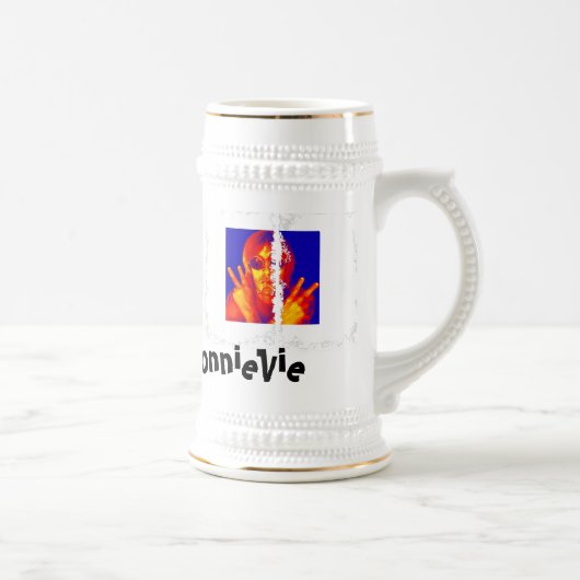 Schmutziger 3 Kasten Stein Bierglas (Rechts)