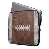 Schmutziger Fußball Laptopschutzhülle (Vorderseite Links)