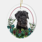 Schnauzer Dog Evergreen Berry Wreath Keramik Ornament (Links)