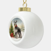 Schnauzer Dog im Schnee Weihnachten Keramik Kugel-Ornament (Rechts)