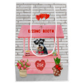 Schnauzer Dog Valentine's Day Kissing Booth Mittlere Geschenktüte (Rückseite)