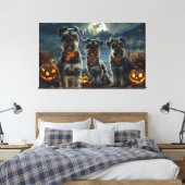 Schnauzer Halloween Spooky Leinwanddruck (Insitu (Schlafzimmer))
