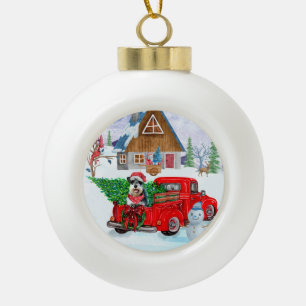 Schnauzer-Hund im Weihnachtslieferwagen Schnee Keramik Kugel-Ornament