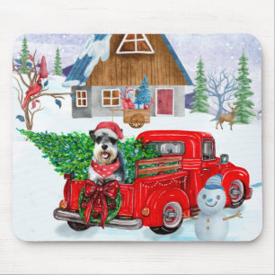 Schnauzer Hund in Weihnachten LKW Schnee Mousepad