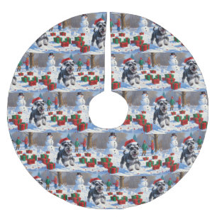 Schnauzer läuft im Schnee mit Weihnachtshut Polyester Weihnachtsbaumdecke