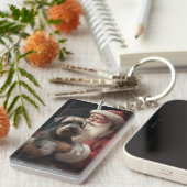 Schnauzer mit dem Weihnachtsmann Weihnachten Schlüsselanhänger (Vorderseite rechts)