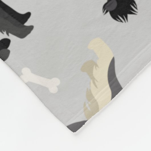 Schnauzer Paws and Bones Fleece Blanket (Ecke)