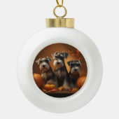 Schnauzer Welppy Autumn Delight Pumpkin Keramik Kugel-Ornament (Vorderseite)