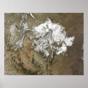 Schneabdeckungen die felsigen Berge in vereinigtem Poster