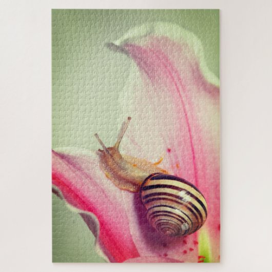 Schnecke auf einer Blume Petal Puzzle (Vertikal)