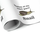 Schnecke auf meinem eigenen Pace Funny Snail gehen Geschenkpapier (Rolleneckpunkt)