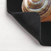Schnecke auf schwarzem ~ mousepad (Ecke)