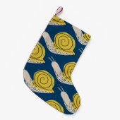Schnecken Silhouetten: gelb, rosa Muster. Kleiner Weihnachtsstrumpf (Vorderansicht (hängend))