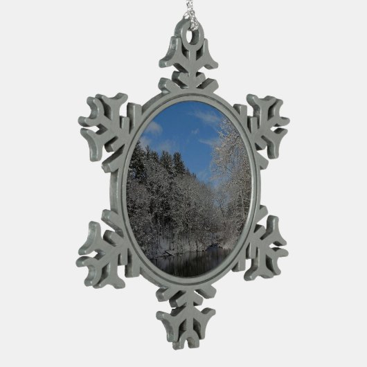 Schnee am Vanderbilt Boden Schneeflocken Zinn-Ornament (Links)