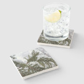 Schnee auf Evergreen Branchen Steinuntersetzer (Seitenansicht)