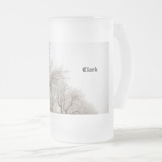 Schnee-Baum-mattierte Tasse (VorderseiteRechts)