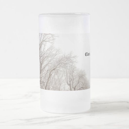 Schnee-Baum-mattierte Tasse (Mittel)