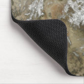 Schnee bedeckt das Rocky Mountains im Vereinigten  Mousepad (Ecke)