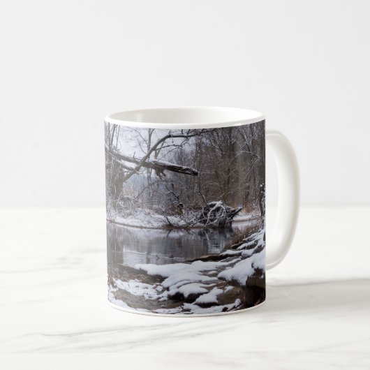 Schnee bei endlicher Tasse des Kaffees (VorderseiteRechts)