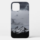 SCHNEE BERG UNTER DRAMATISCHEN SCHWANGERN Case-Mate iPhone HÜLLE (Rückseite)