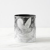 Schnee-Eule im Winter Flug magischer Sternenhimmel Tasse (Zentrum)