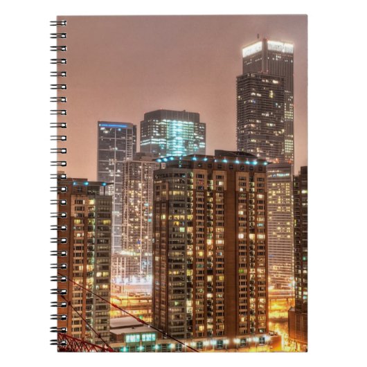 Schnee fällt über Skyline am Abend in Chicago Notizblock (Vorderseite)