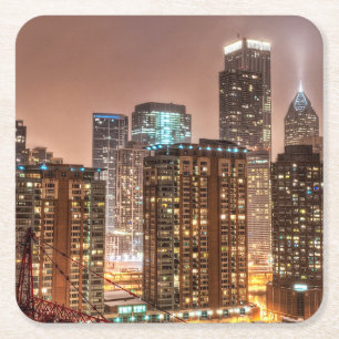 Schnee fällt über Skyline am Abend in Chicago Rechteckiger Pappuntersetzer