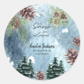 Schnee in der Liebe Schneekiefern Winter Brautpart Runder Aufkleber (Vorderseite)