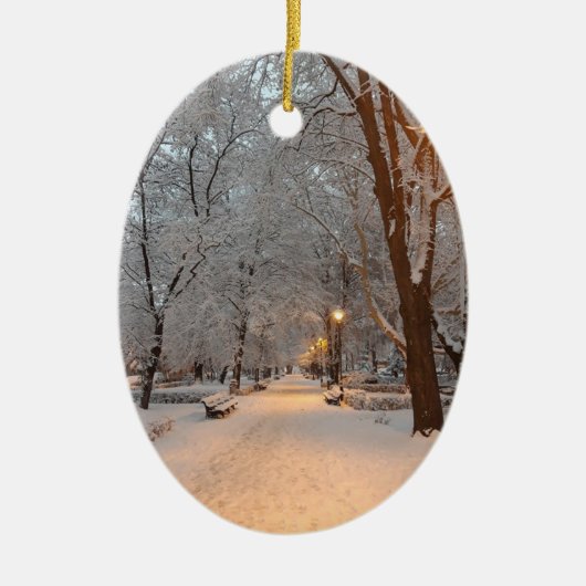 Schnee in Park Sibiu Keramik Ornament (Vorne)