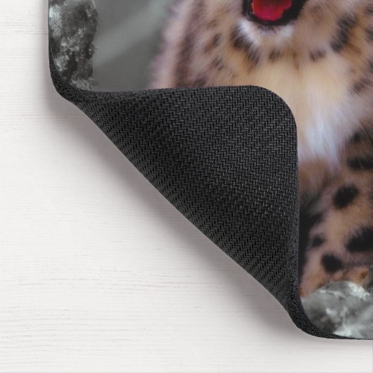 Schnee-Leopard CUB Mousepad (Ecke)