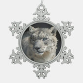 Schnee-Leopardverzierung Schneeflocken Zinn-Ornament (Vorderseite)