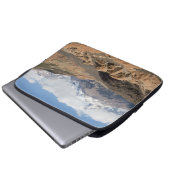 Schnee-Mit einer Kappe bedeckte Berge Laptopschutzhülle (Vorne Knopf)