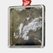 Schnee, Nebel und niedrige Wolken im Western Europ Silbernes Ornament (Links)