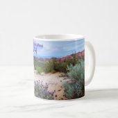 Schnee-Schlucht-Utah-Wildblumen Kaffeetasse (VorderseiteRechts)