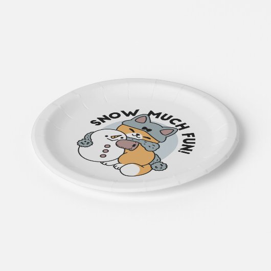 Schnee viel Spaß Katze Winterurlaub Design Pappteller (Schrägansicht)