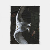 Schneeauge mit offenen Flügeln fbcna Fleecedecke (Vorderseite)