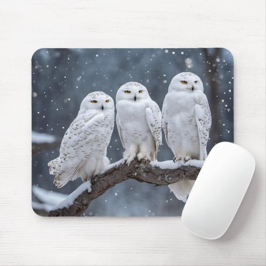 Schneeaugen auf Baumzweig Mousepad (Mit Mouse)