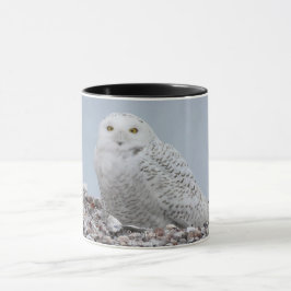 Schneeauschale auf MuschelnKaffeemaschine Tasse